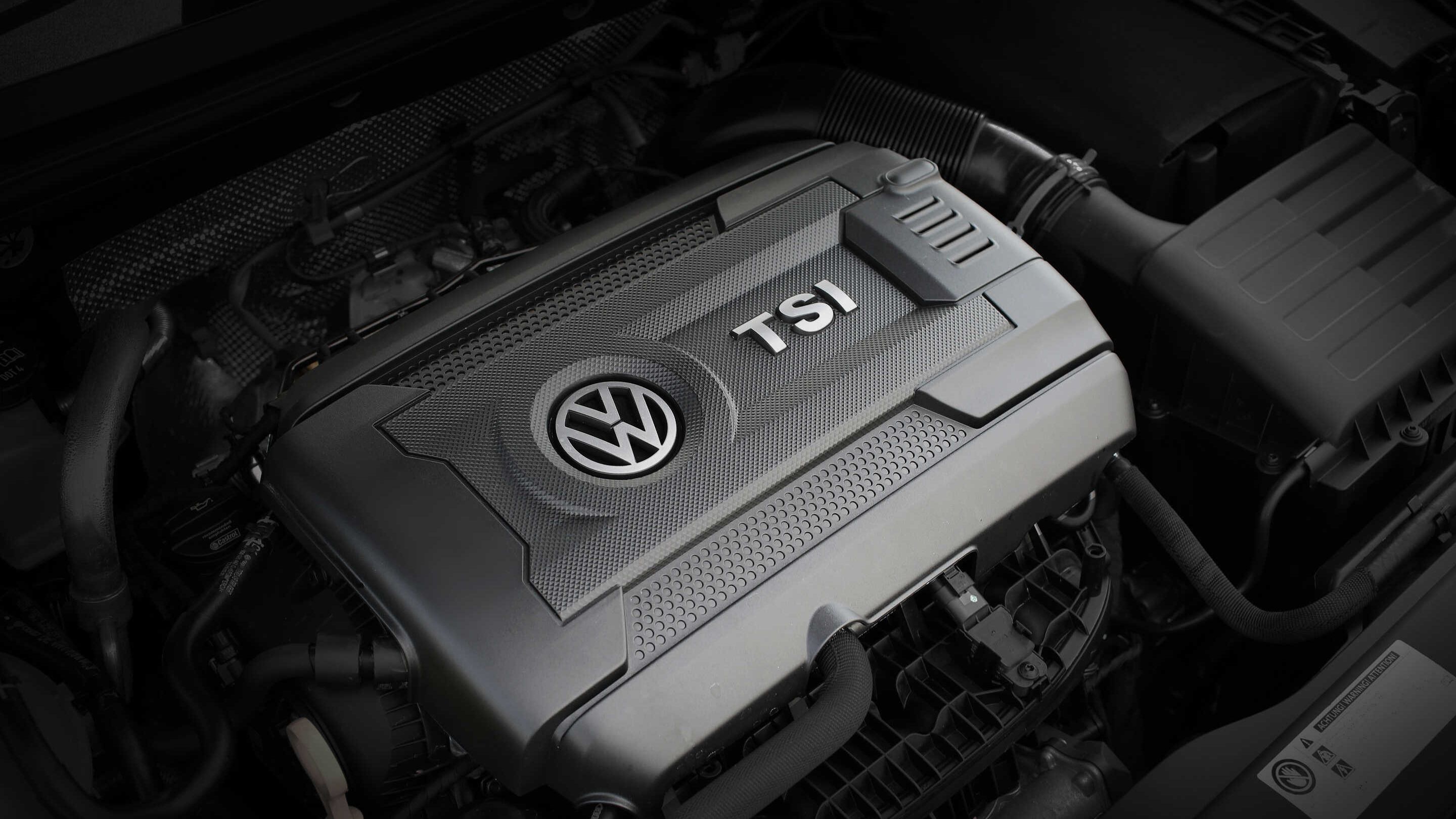 Volkswagen Tiguan Allspace 2.0TSI Turbocharged Engine