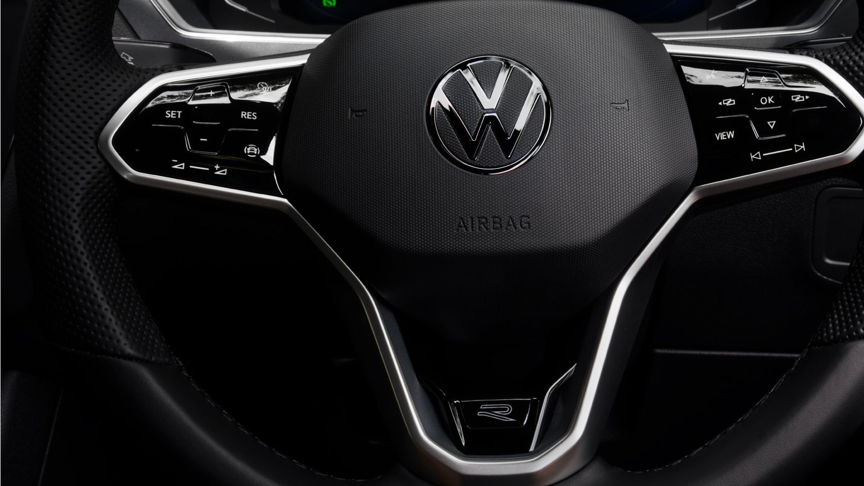 VW Tiguan Allspace R-Line VW Tiguan Allspace R-Line