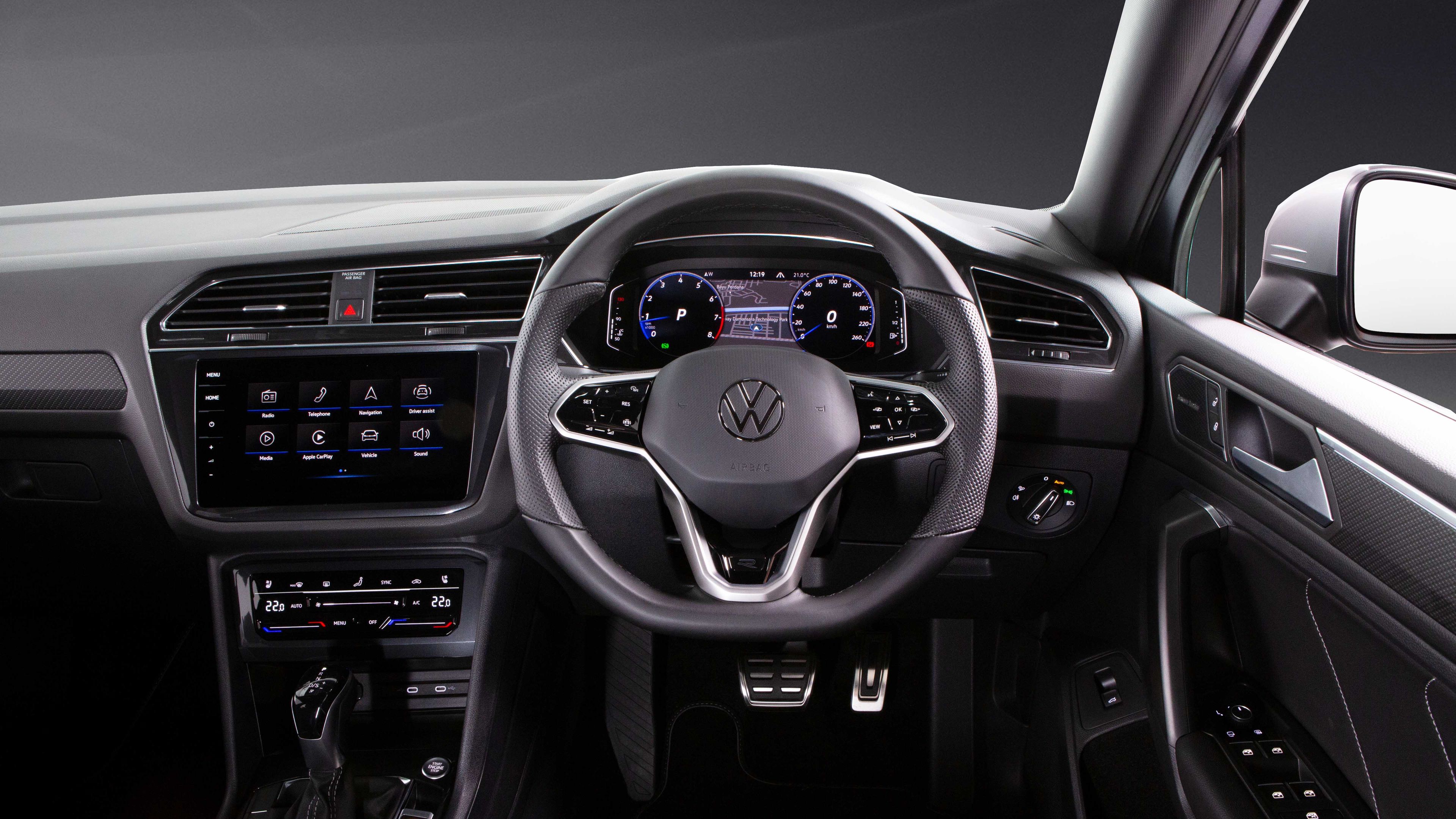 VW Tiguan Allspace R-Line VW Tiguan Allspace R-Line